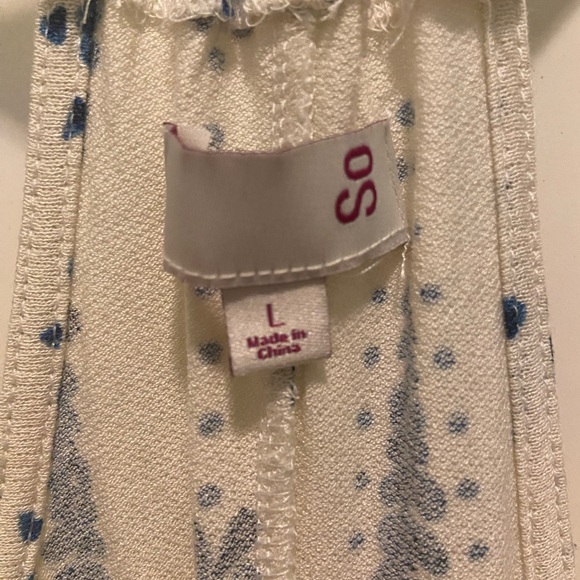 Size Large White Tank Top with Blue Details - Picture 4 of 4